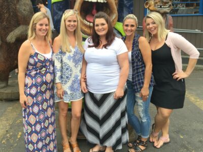 A hot Concert, birthday, and family golf trip #littleloves