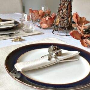 A Table Setting for Thanksgiving #tablescapes