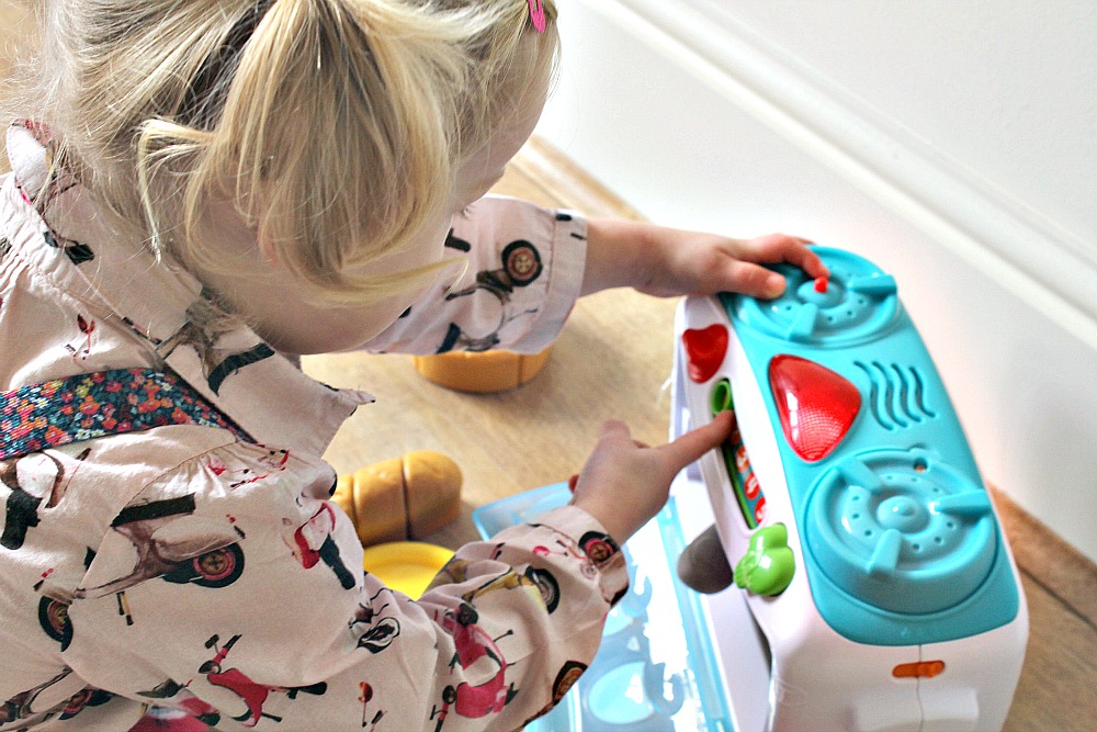 LeapFrog Number Lovin' Oven Review little chef learning toys