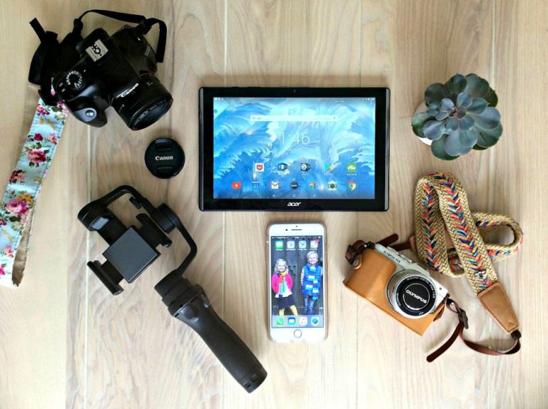 5 Devices to Pack for Family Holidays